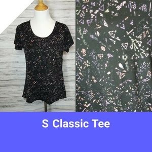 LuLaRoe Classic T Shirt Size Small